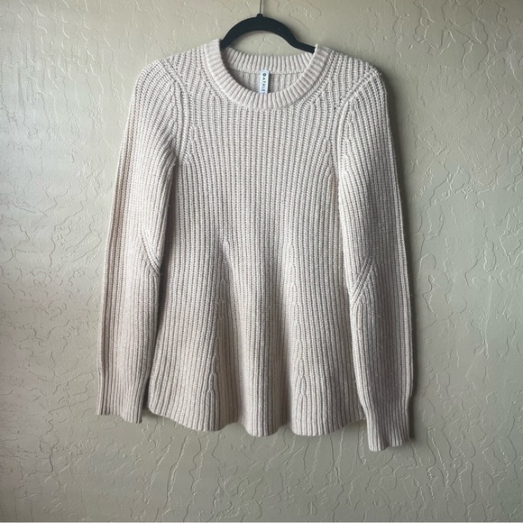 Athleta‎ Sierra Wool Blend Oatmeal Cream Sweater - Picture 3 of 9